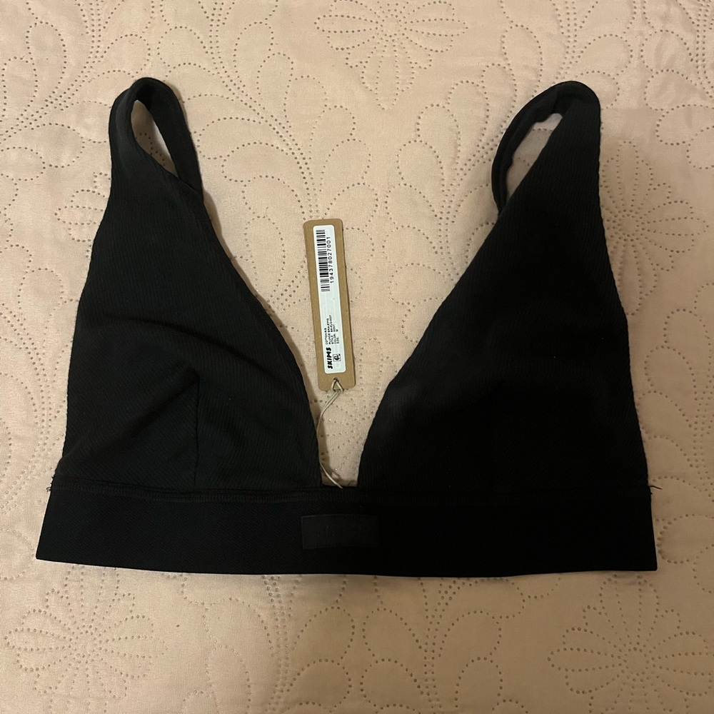 NWT SKIMS Cotton Rib Plunge Bralette - M